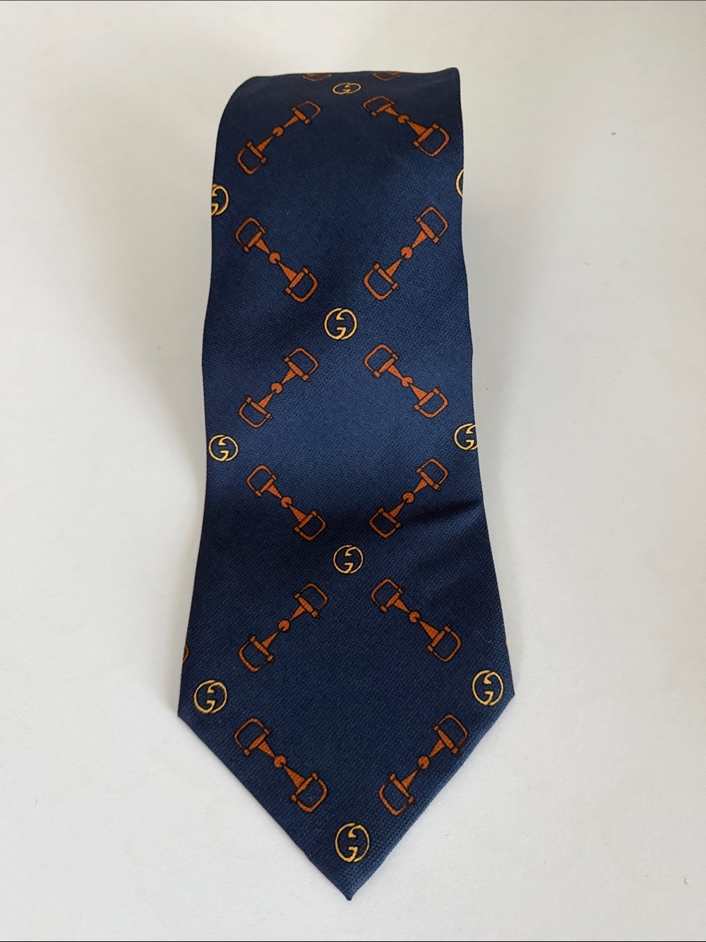 GUCCI Vintage Horsebit & Interlocking GG Logo Silk Tie | Navy & Gold